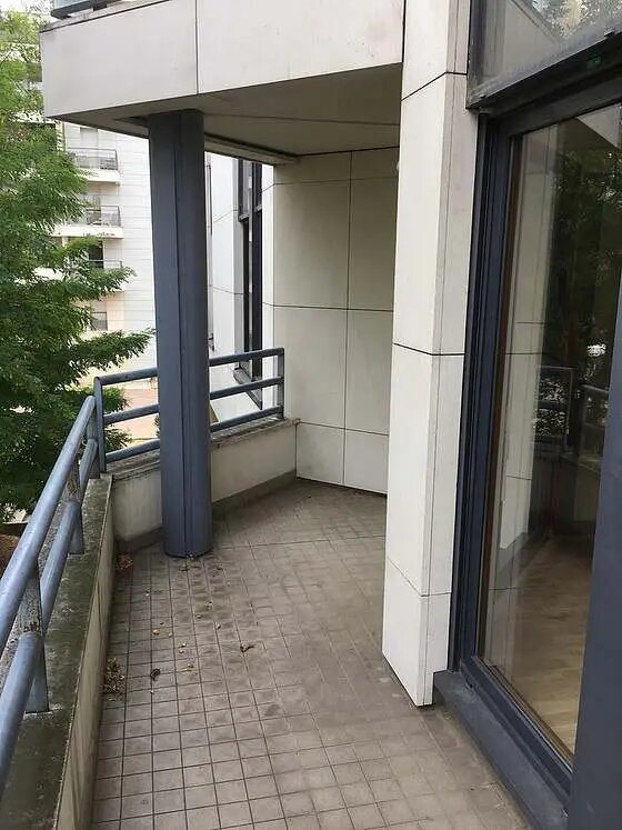 Appartement à louer, 28m², Suresnes