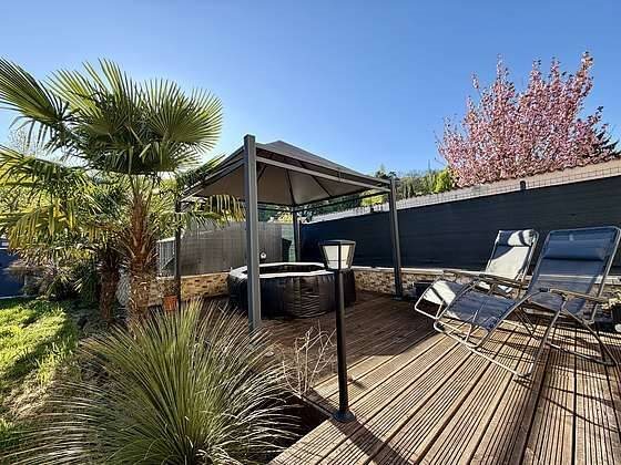 Appartement à louer, 84m², Nivolas-Vermelle