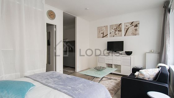 Appartement à louer, 27m², Courbevoie
