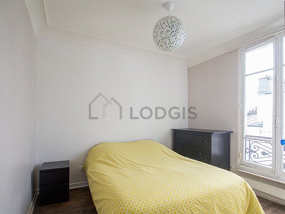 Appartement à louer, 24m², Paris 18ème