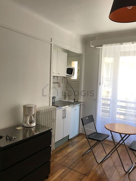 Appartement à louer, 18m², Paris 18ème