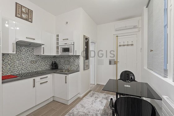 Appartement à louer, 25m², Paris 8ème