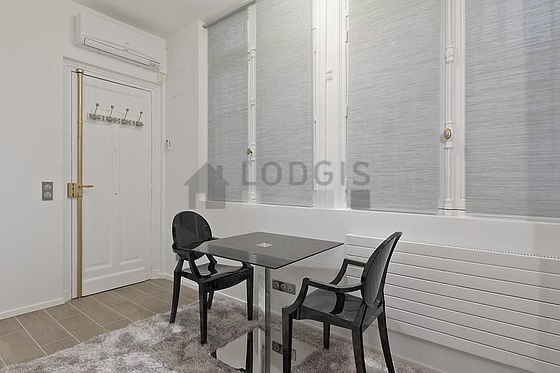 Appartement à louer, 25m², Paris 8ème