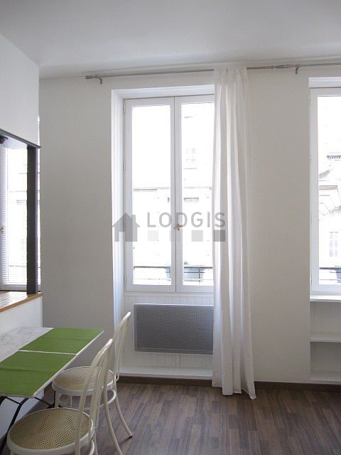 Appartement à louer, 17m², Paris 10ème