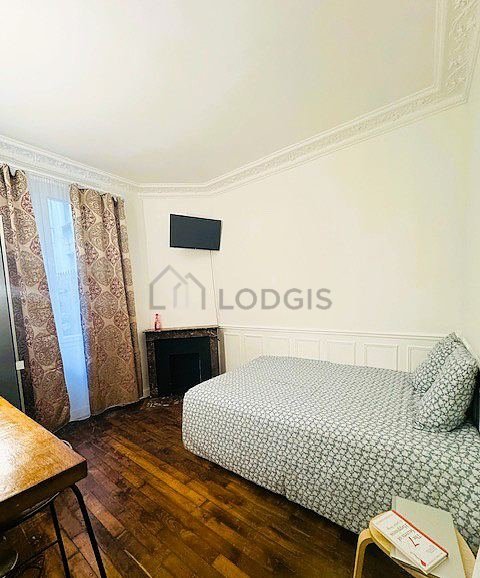 Appartement à louer, 18m², Paris 18ème