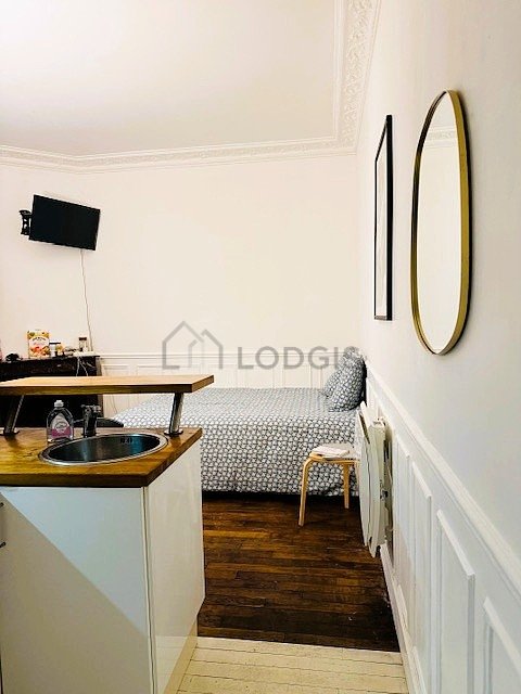 Appartement à louer, 18m², Paris 18ème
