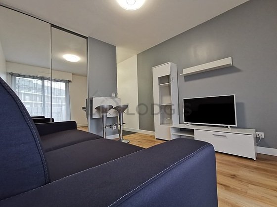 Appartement à louer, 18m², Courbevoie