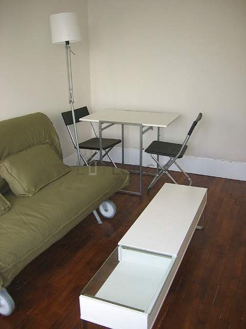 Appartement à louer, 19m², Paris 18ème