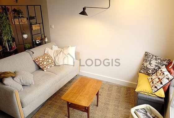 Appartement à louer, 24m², Paris 19ème