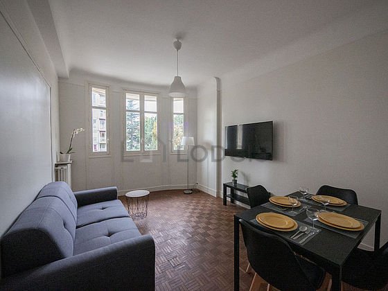 Appartement à louer, 61m², Courbevoie