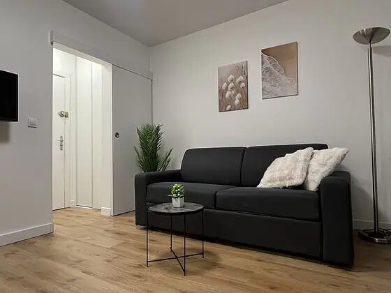 Appartement à louer, 18m², Courbevoie
