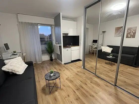 Appartement à louer, 18m², Courbevoie