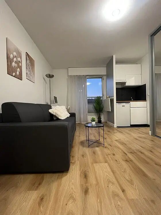 Appartement à louer, 18m², Courbevoie