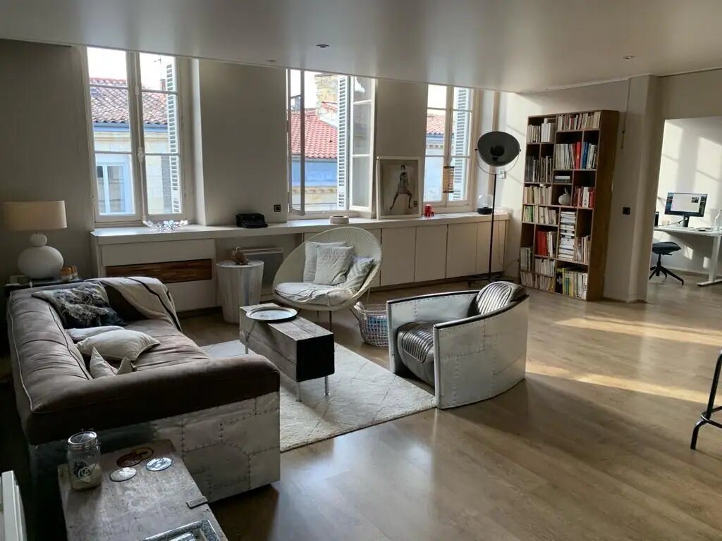 Appartement à louer, 102m², Bordeaux