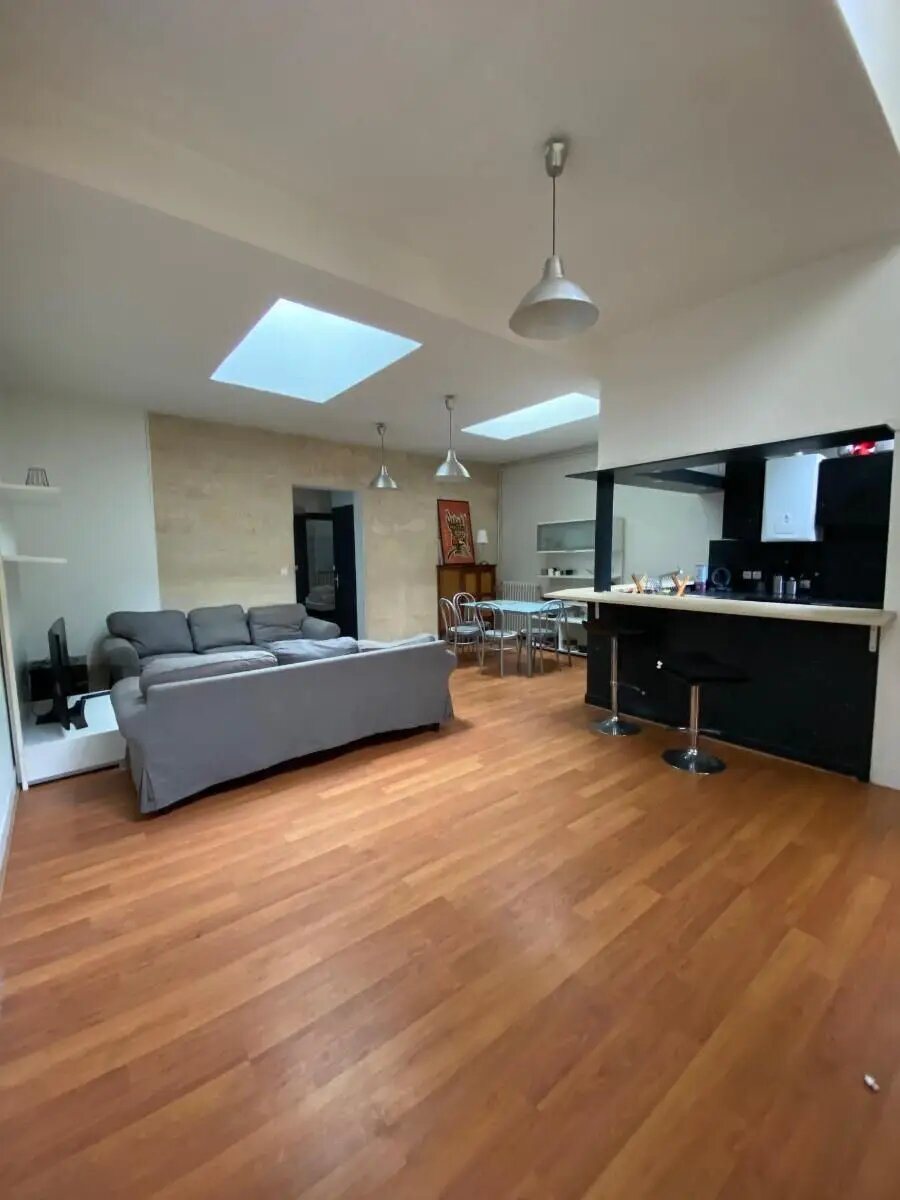 Appartement à louer, 77m², Bordeaux