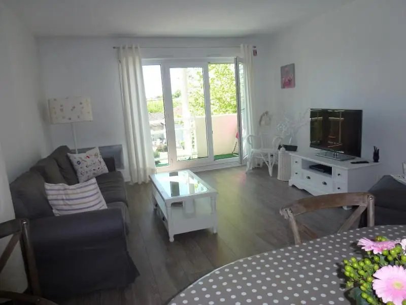 Appartement à louer, 67m², Pessac