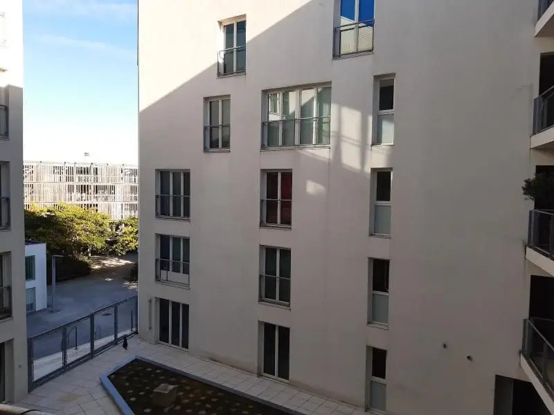 Appartement à louer, 70m², Bègles