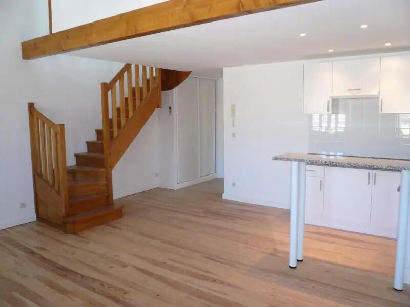 Appartement à louer, 56m², Bordeaux