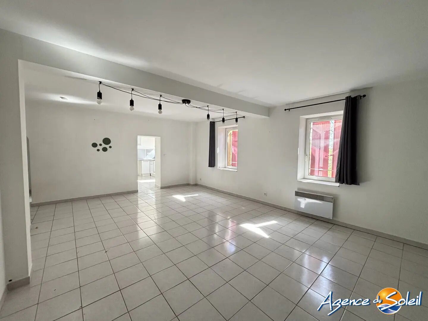 Appartement à louer, 80m², Bize-Minervois