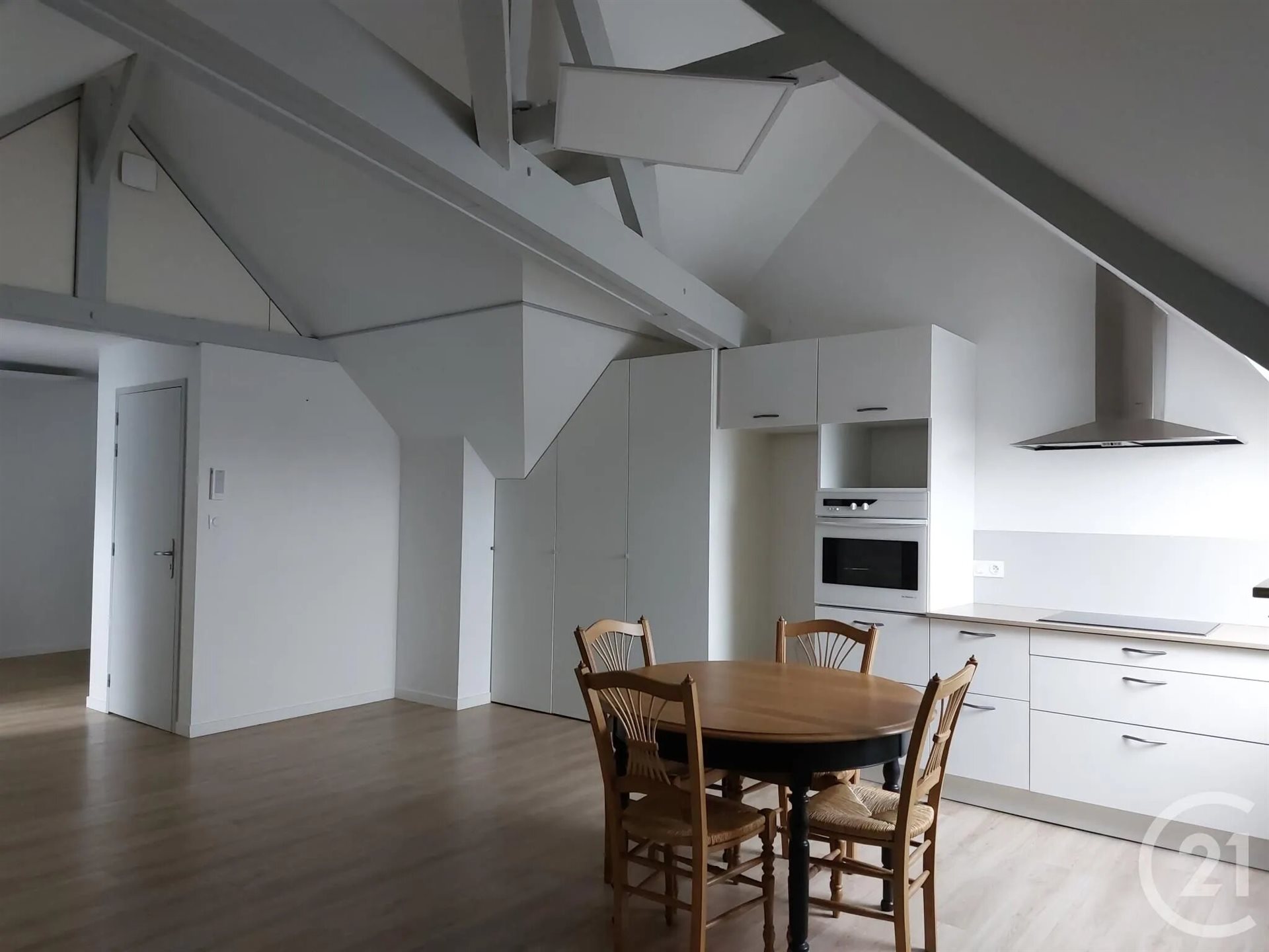 Appartement à louer, 57m², Lécousse