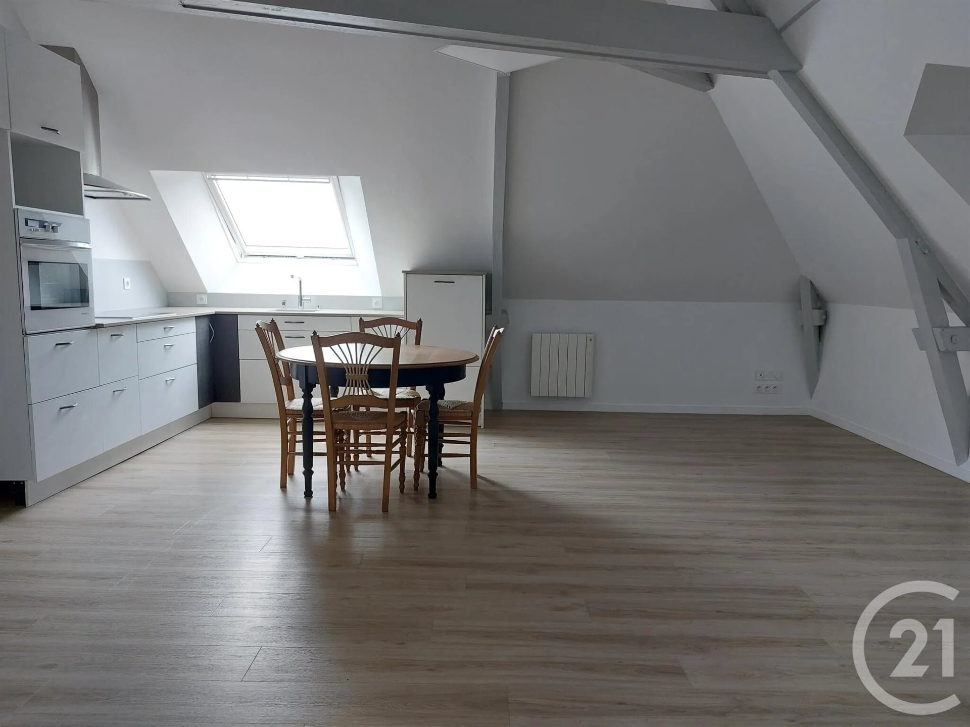 Appartement à louer, 57m², Lécousse
