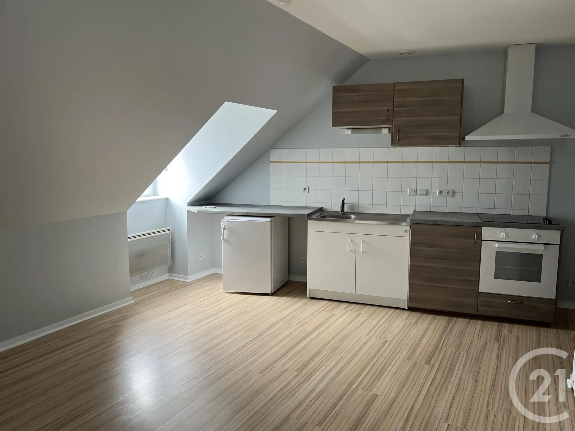 Appartement à louer, 28m², Fougères