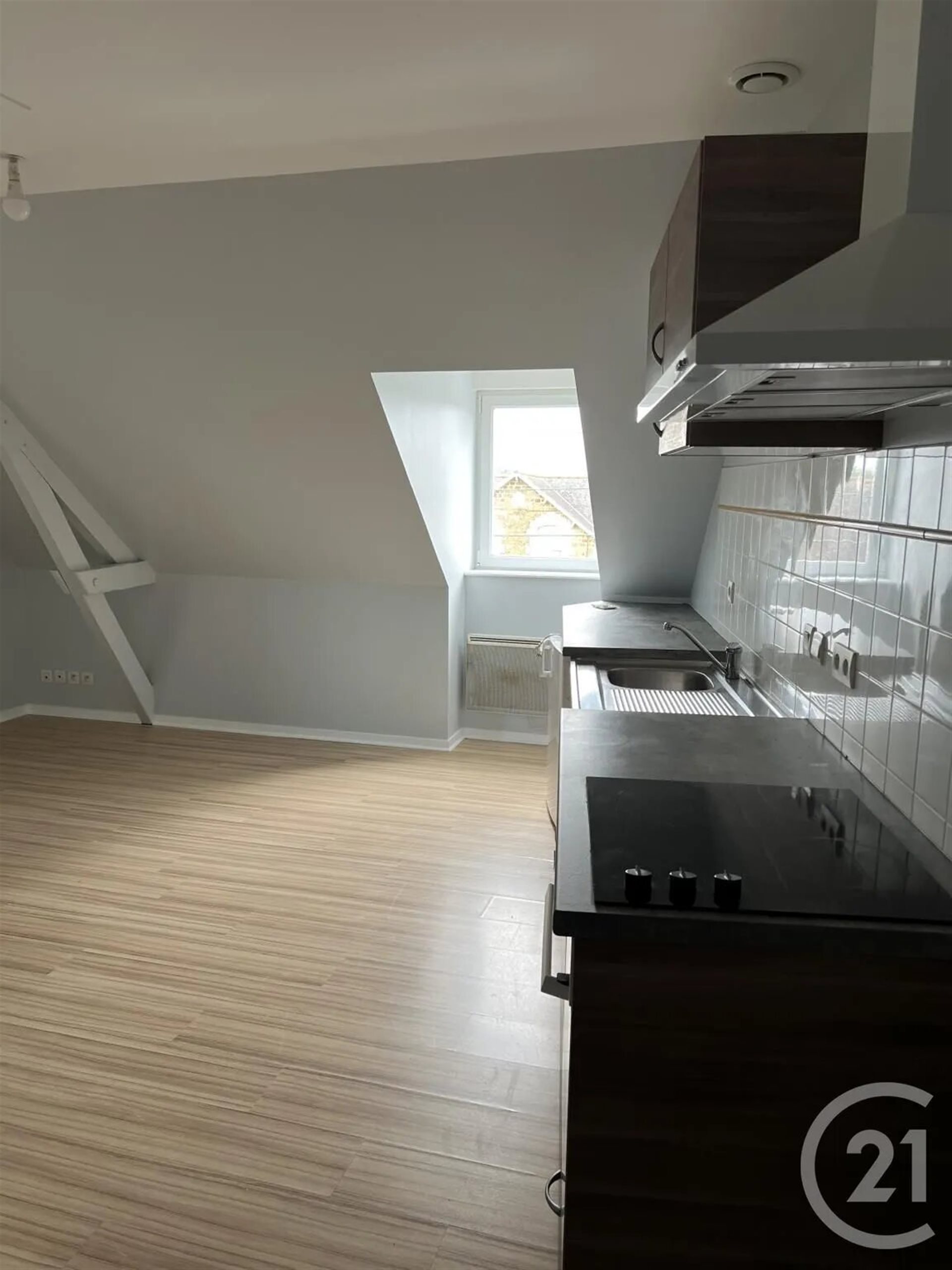 Appartement à louer, 28m², Fougères