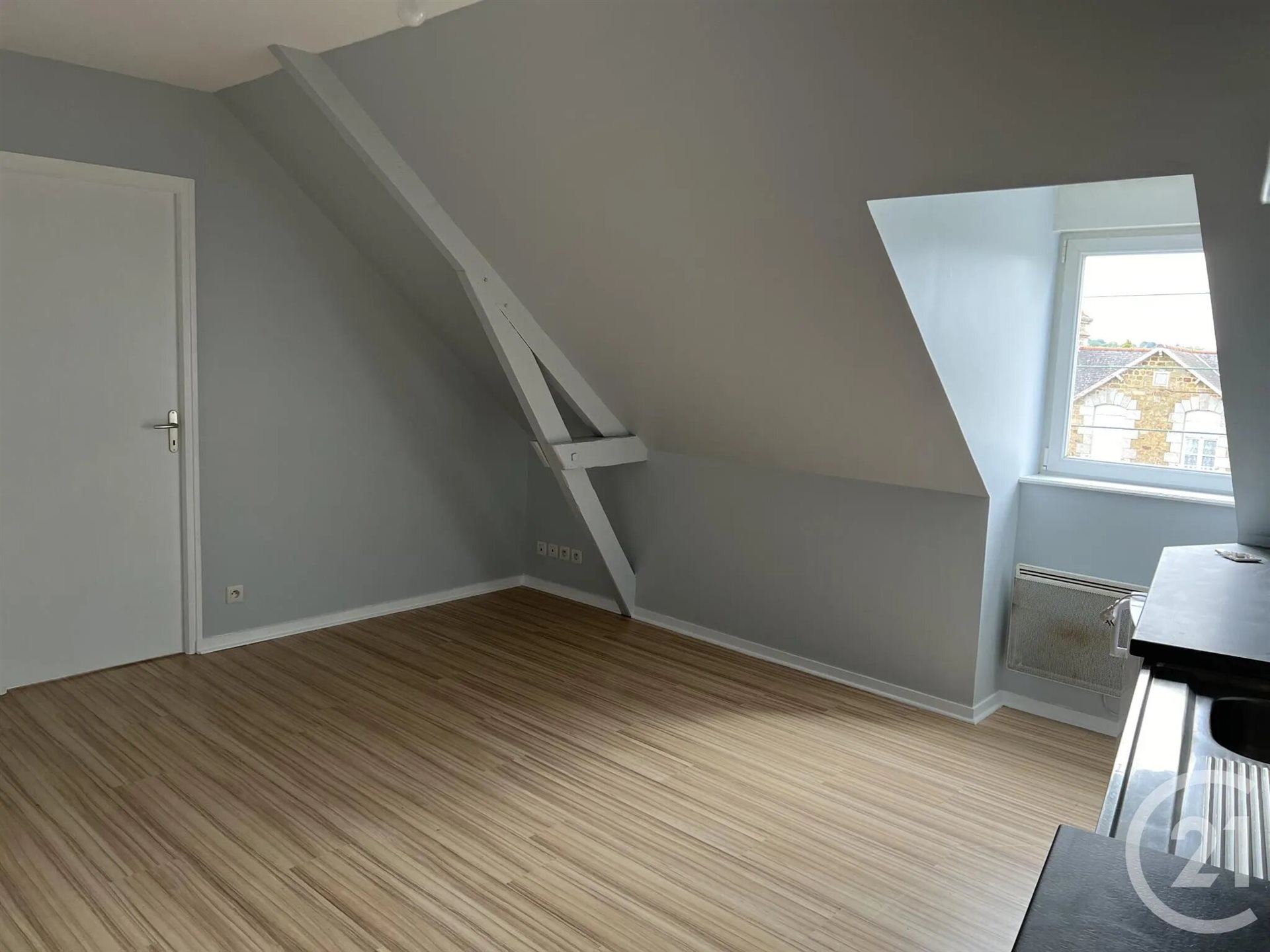 Appartement à louer, 28m², Fougères
