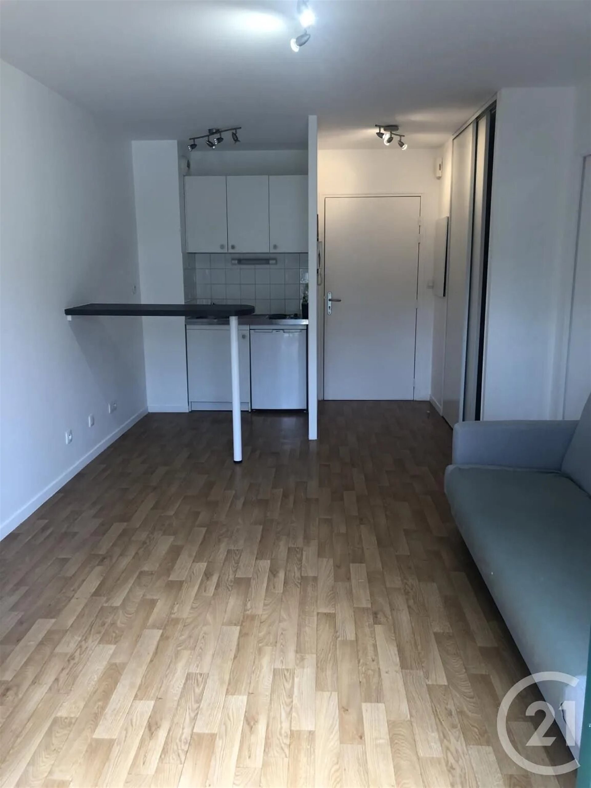 Appartement à louer, 35m², Fougères