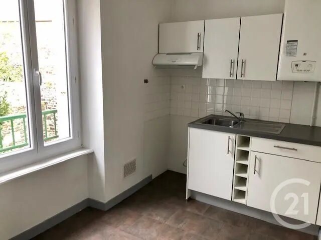 Appartement à louer, 35m², Fougères