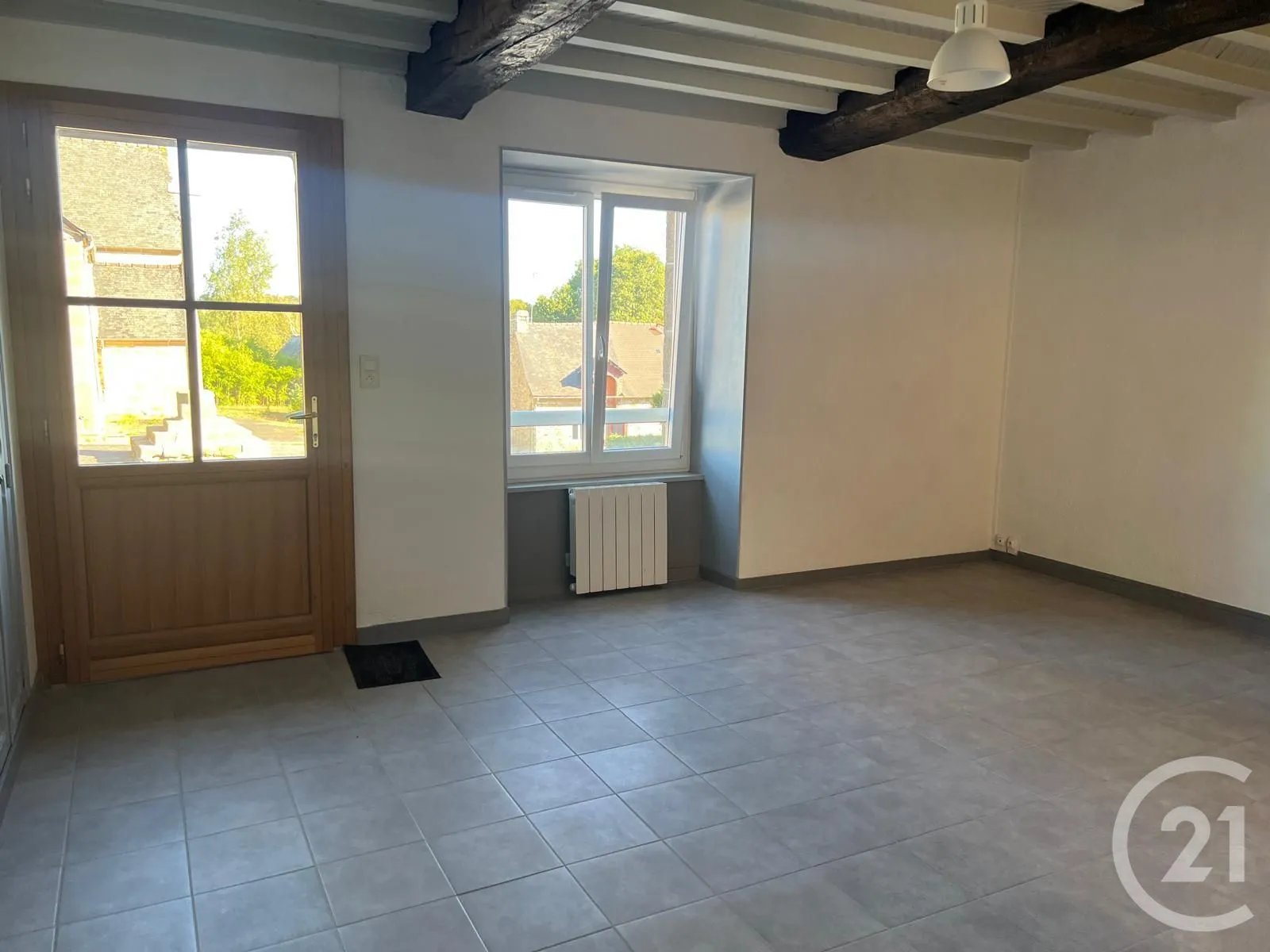 Maison à louer, 76m², Rives-du-Couesnon