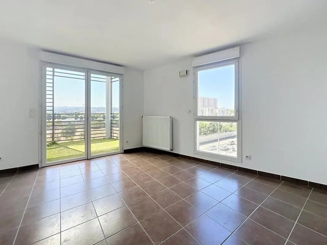 Appartement à louer, 84m², Vénissieux
