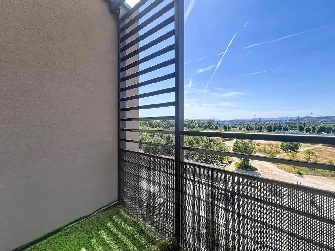 Appartement à louer, 84m², Vénissieux