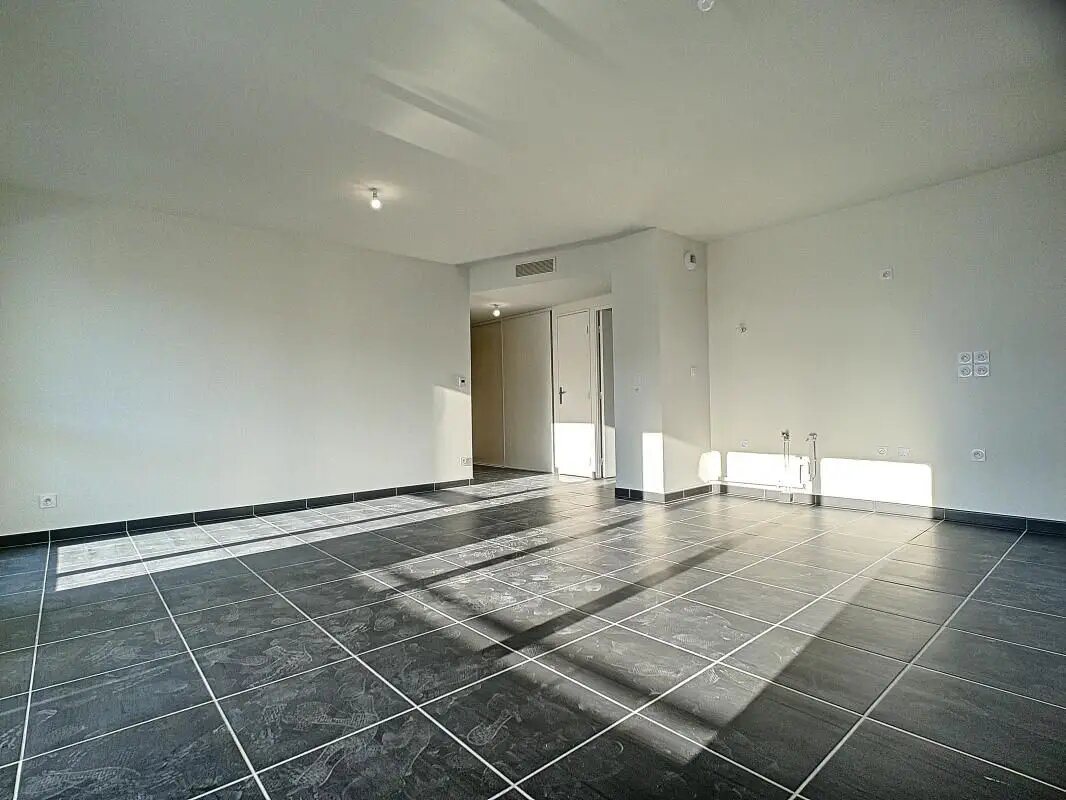 Appartement à louer, 65m², Décines-Charpieu