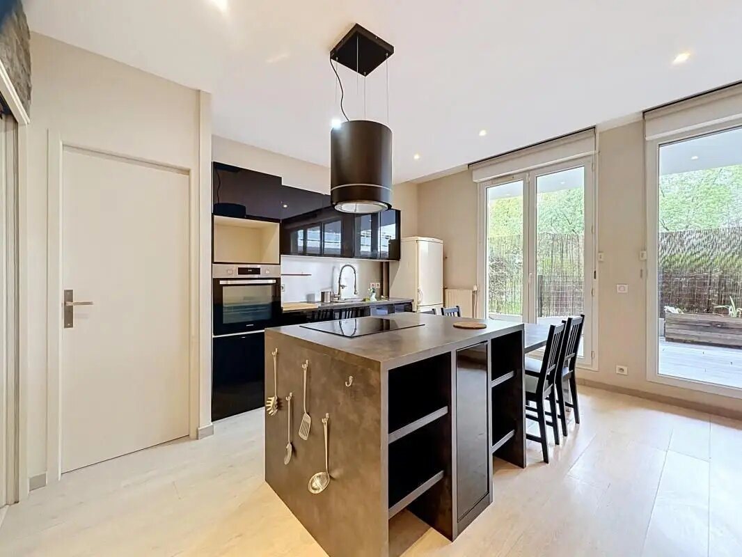 Appartement à louer, 70m², Lyon 8ème
