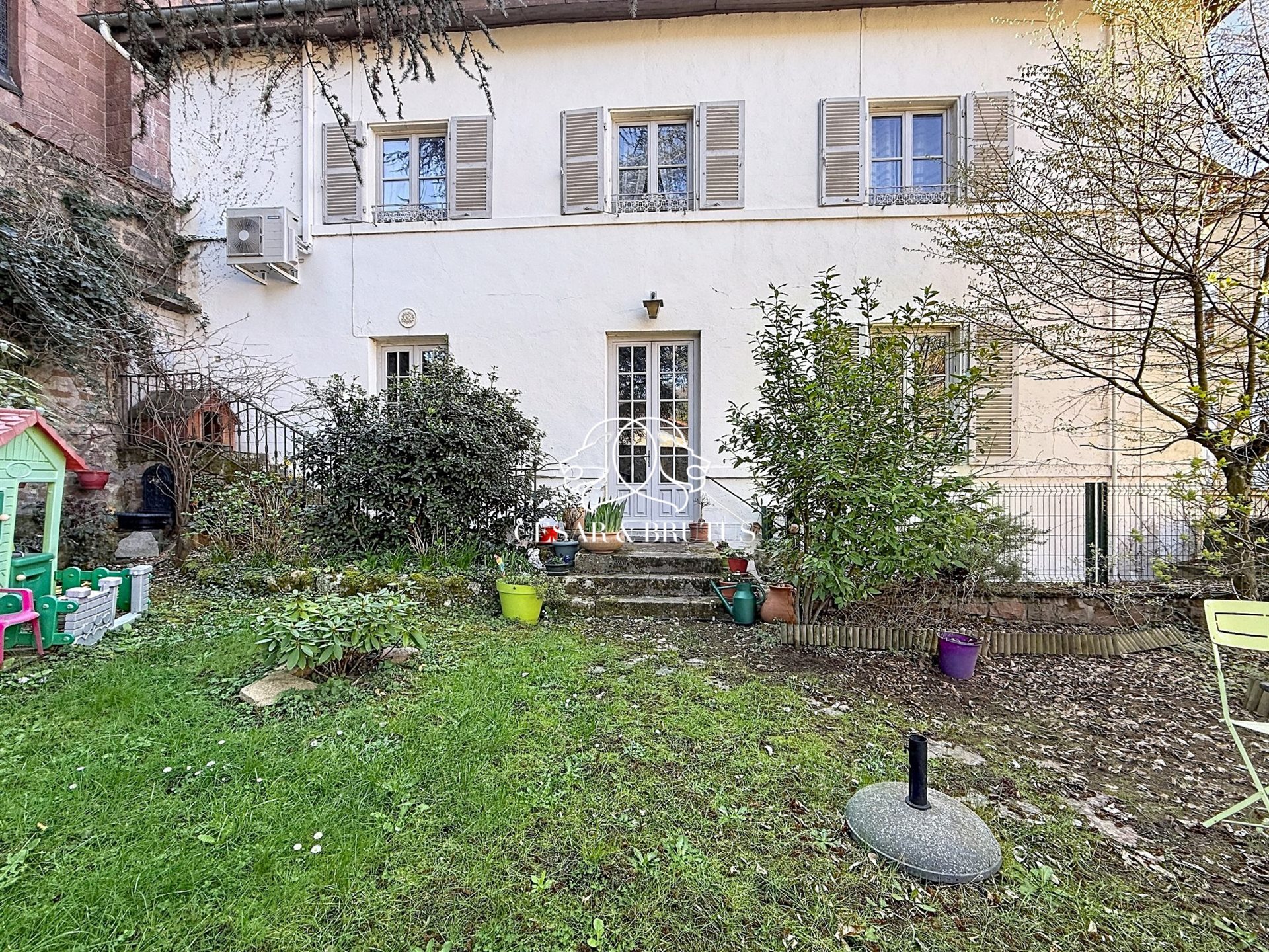 Maison à vendre, 274m², Thizy