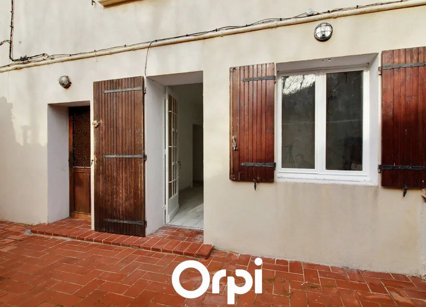 Appartement à louer, 42m², Marseille 8ème