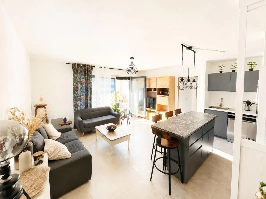 Appartement à louer, 81m², Marseille 9ème