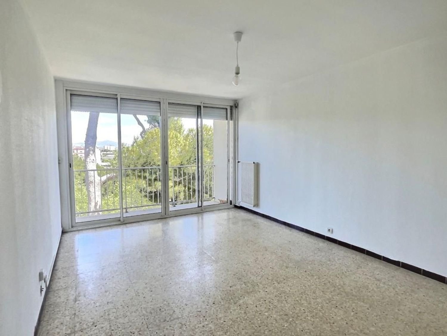 Appartement à louer, 28m², Marseille 10ème