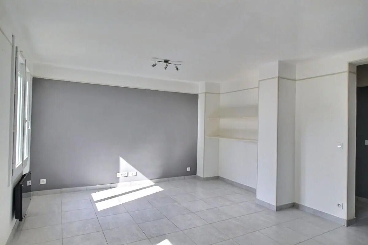 Appartement à louer, 60m², Marseille 12ème