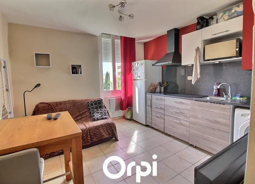 Appartement à louer, 29m², Marseille 9ème