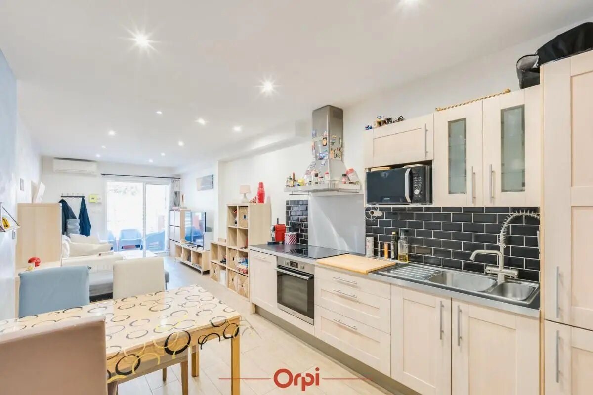 Appartement à louer, 60m², La Penne-sur-Huveaune