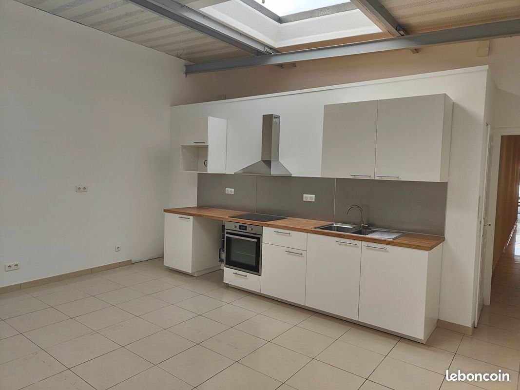 Appartement à louer, 79m², Armentières