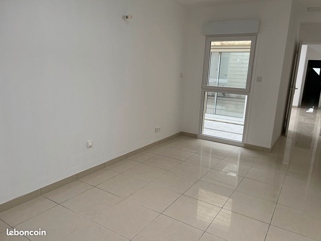 Appartement à louer, 79m², Armentières