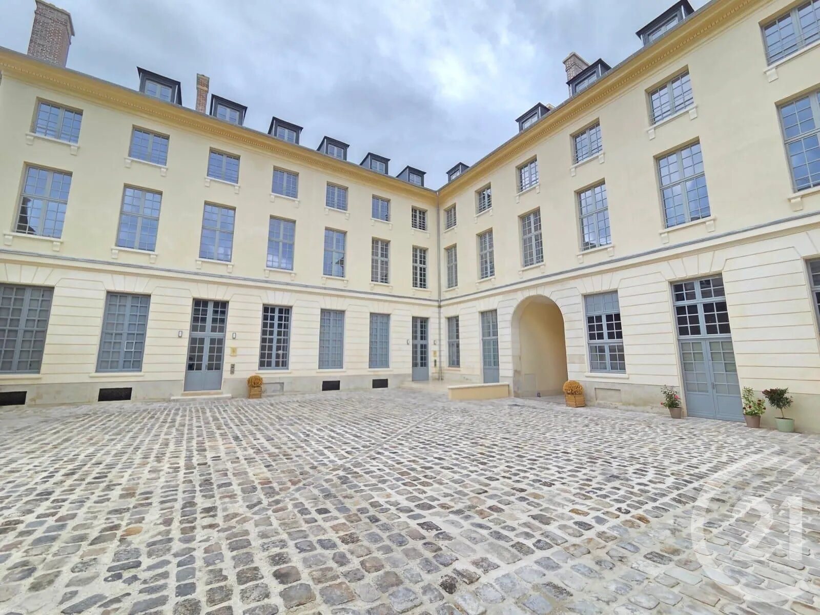 Appartement à louer, 61m², Compiègne