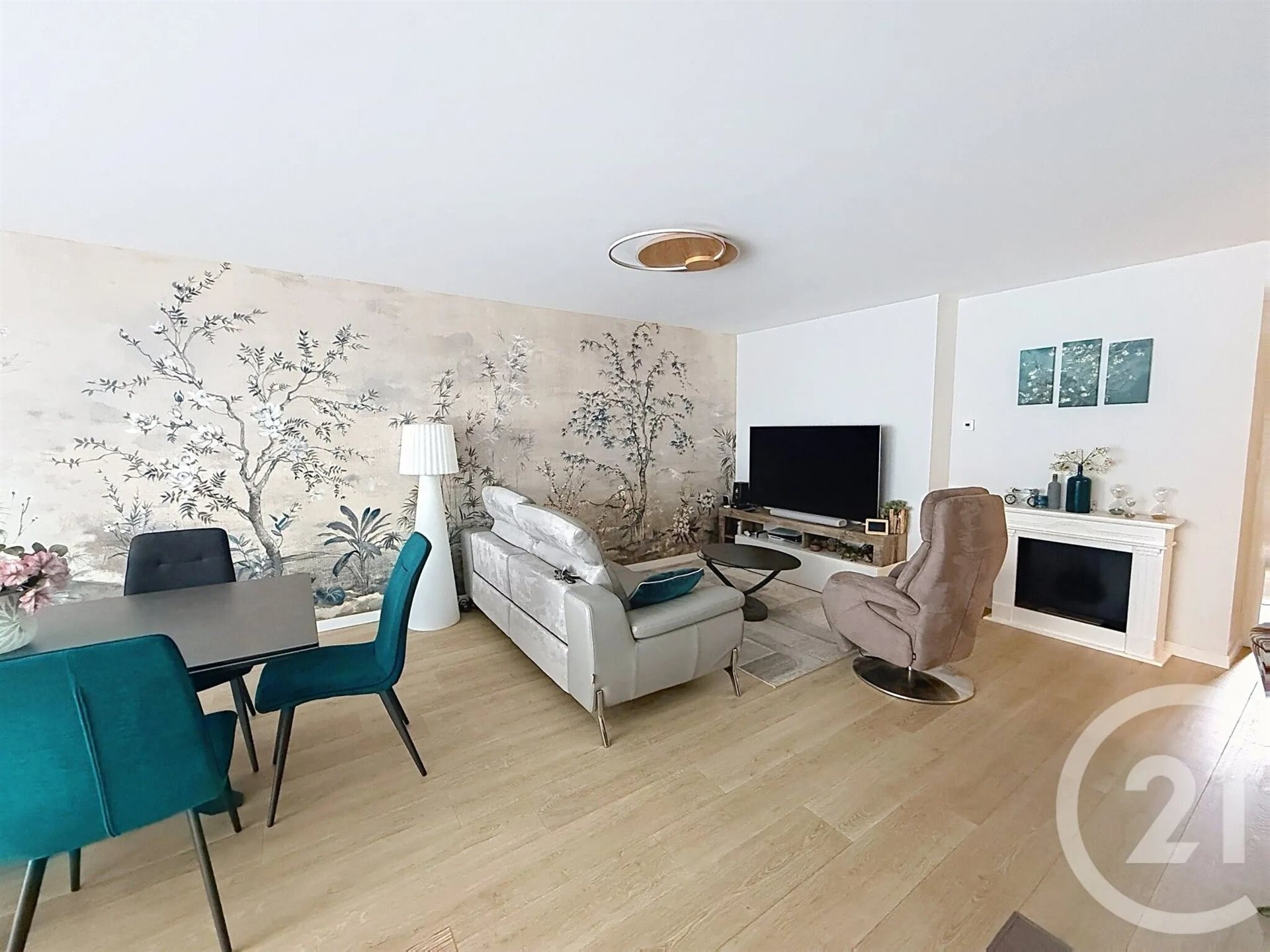 Appartement à vendre, 77m², Compiègne