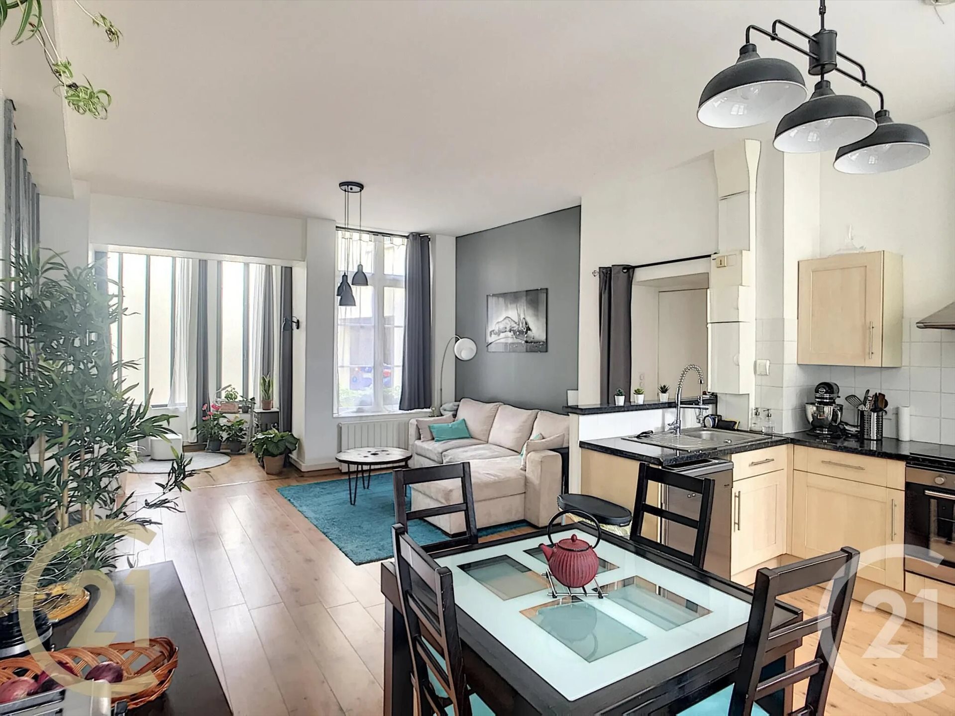 Appartement à louer, 61m², Compiègne