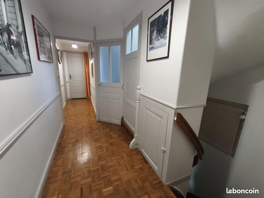Maison à vendre, 141m², Neuvéglise