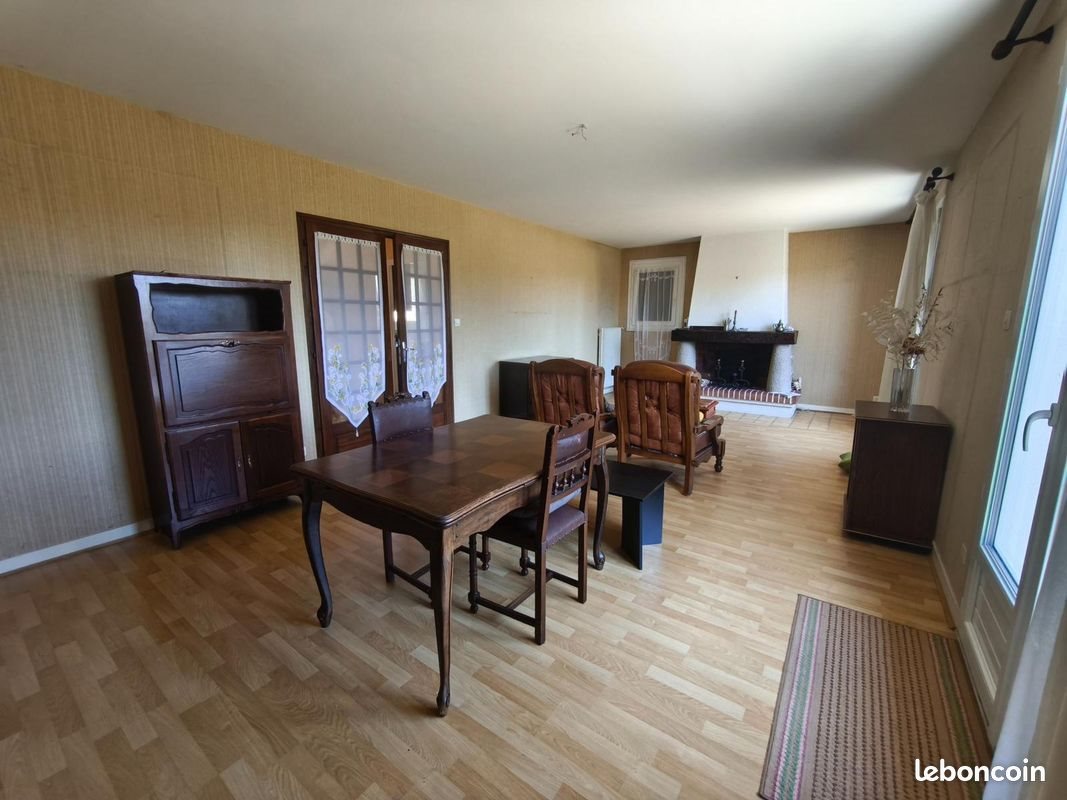 Maison à vendre, 131m², Sansac-de-Marmiesse