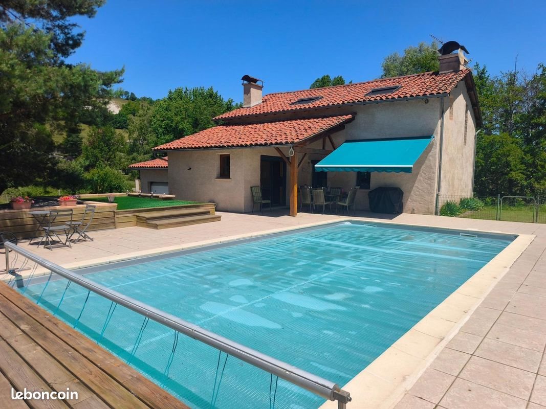 Maison à vendre, 132m², Arpajon-sur-Cère